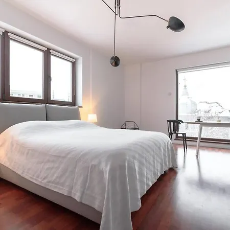 Bianco 16 - Studio Universitate - Old Town Bucharest