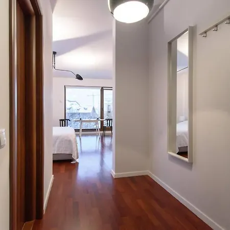 Bianco 16 - Studio Universitate - Old Town Apartment *